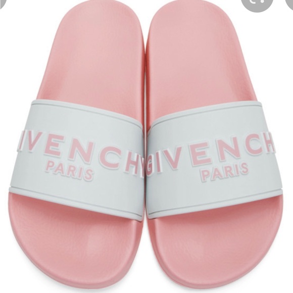 Givenchy Shoes - 🍭Givenchy Authentic logo pool slides/candy pink